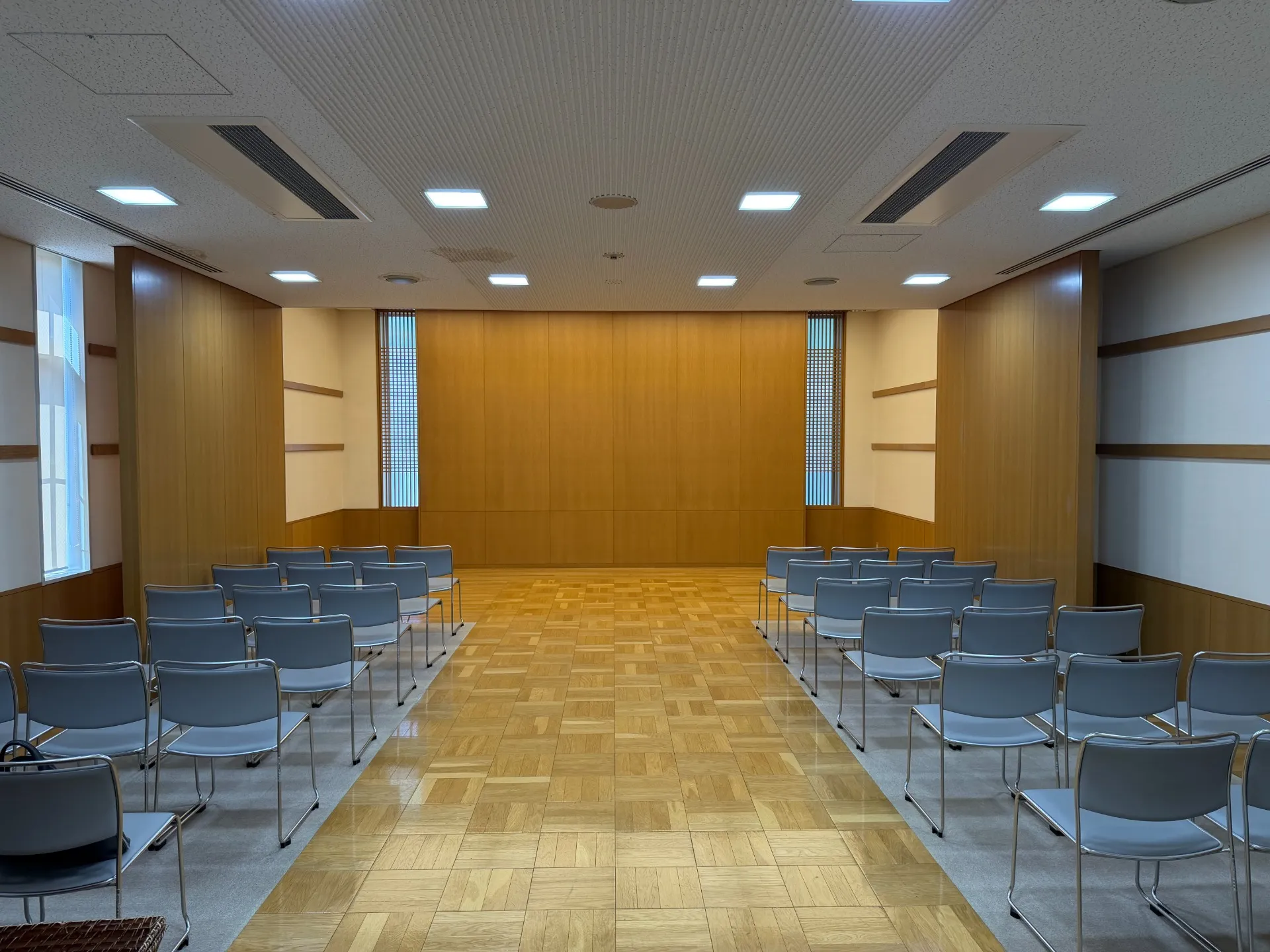 尼崎市立弥生ケ丘斎場
