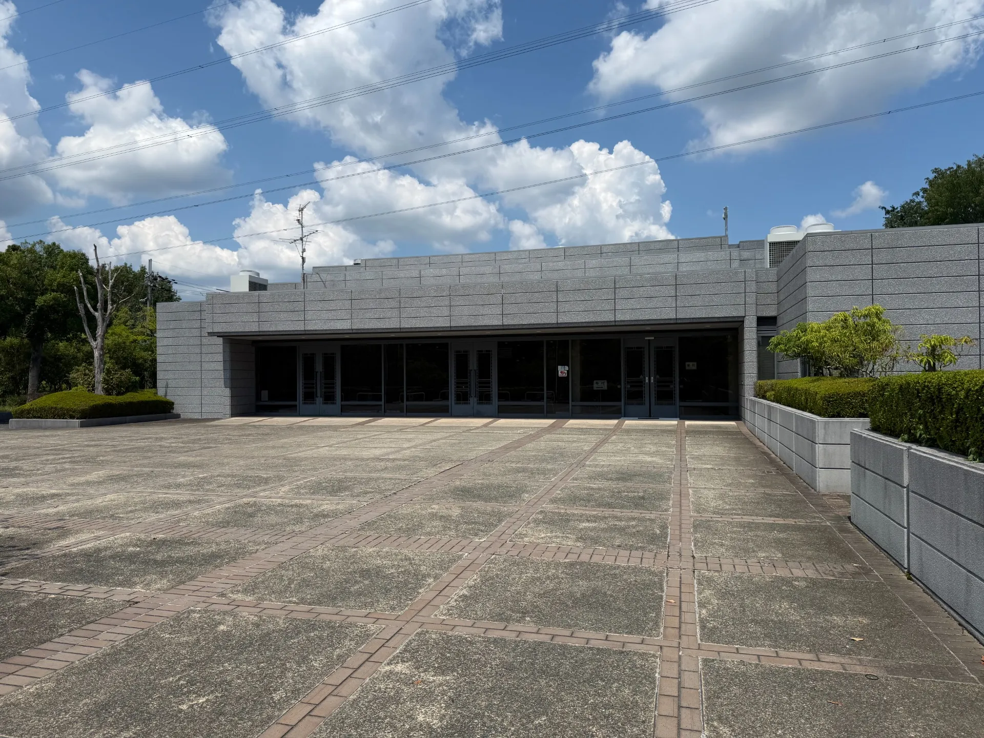 川西市斎場 外観